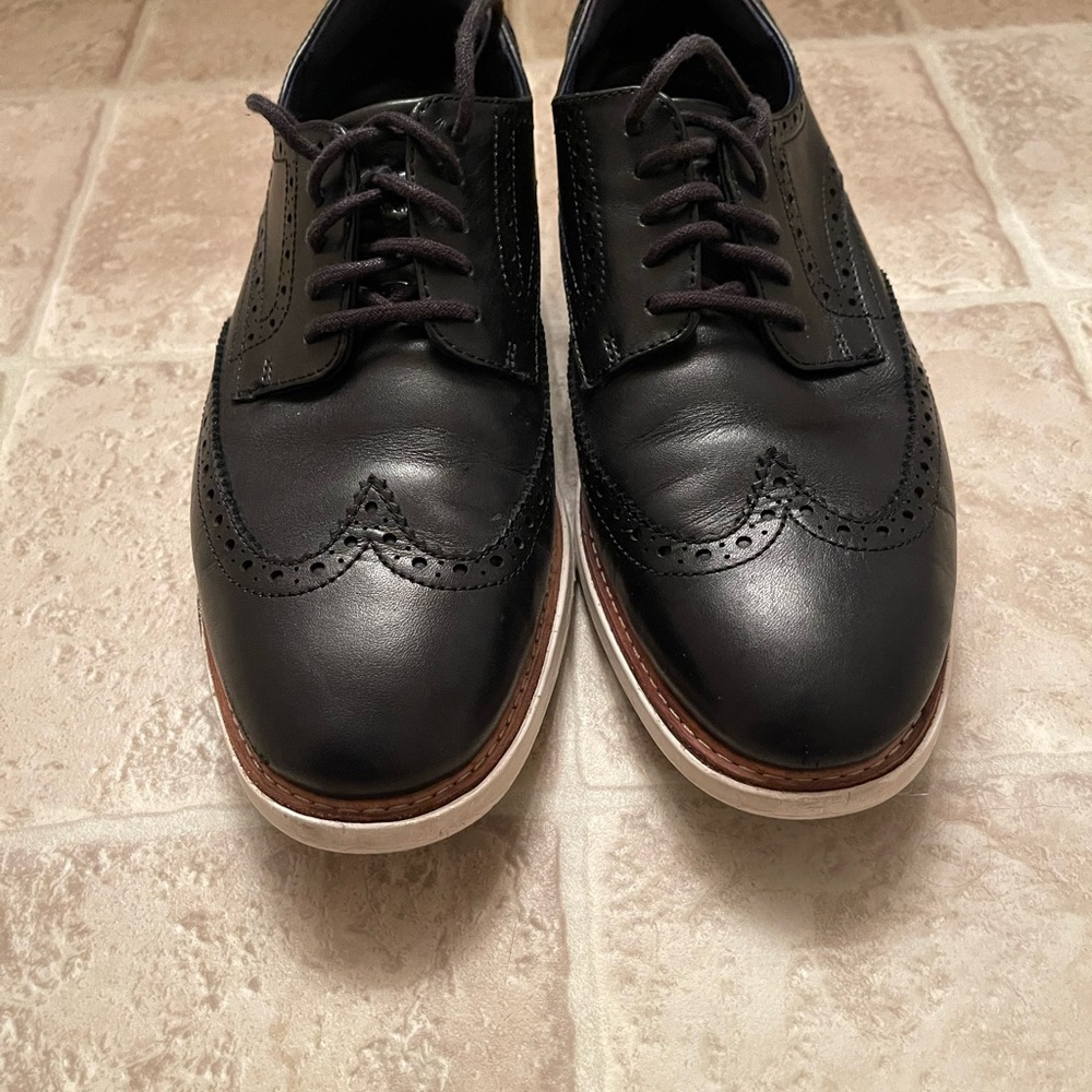 Men’s Cole Haan Grand Evolution Size 9.5 M
